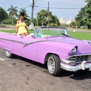 Meet your Posher, Fatima